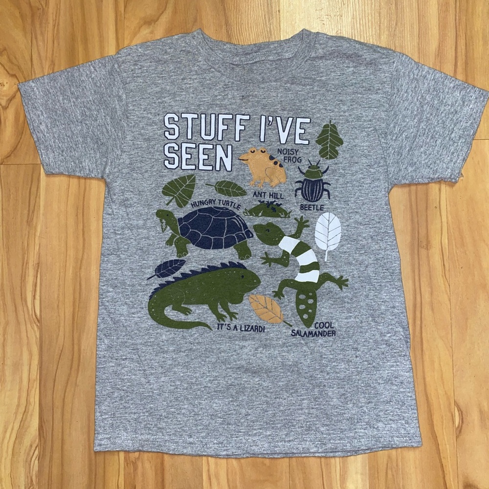 NWOT Action Gear Animal Graphic Grey T-shirt 10